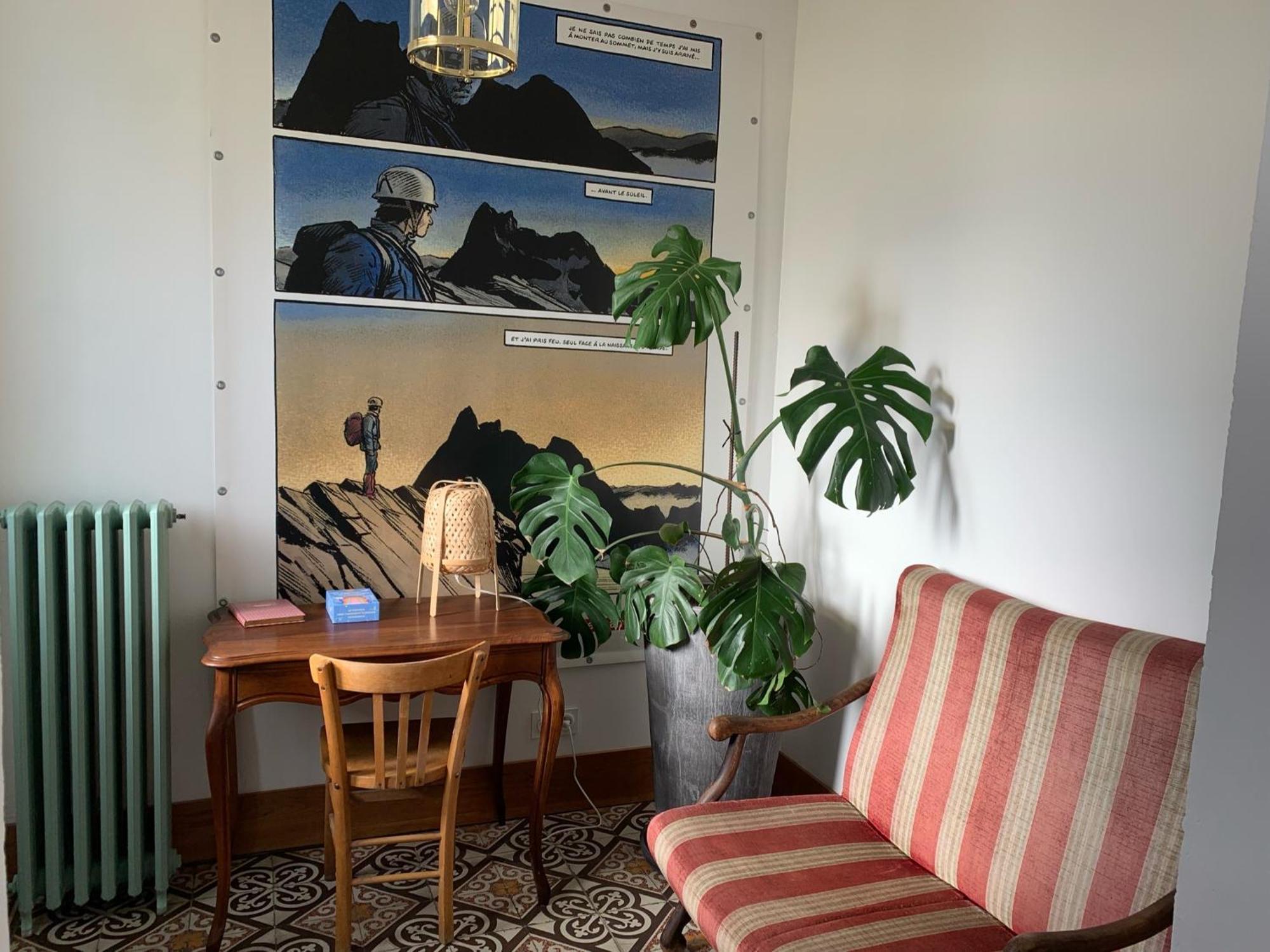 A Deux Pas De La Gare, La Maison Rouge Albertville Luaran gambar